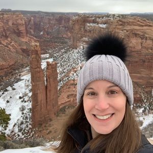 Meet your Posher, Lori